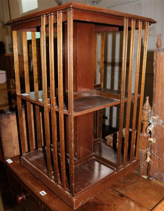 Revolving bookcase(-)
